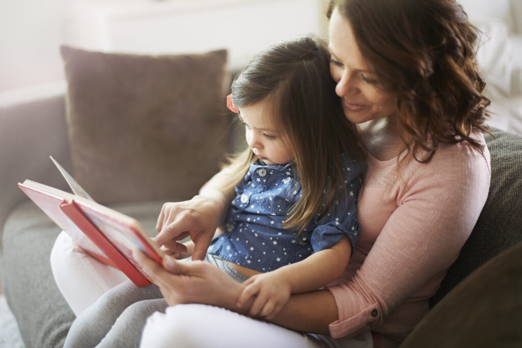 Mengenal Teknik Read Aloud: Metode Agar Anak Gemar Membaca