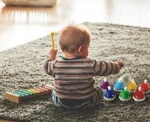 Bermain untuk Tumbuh Kembang Bayi? Kenapa Tidak!